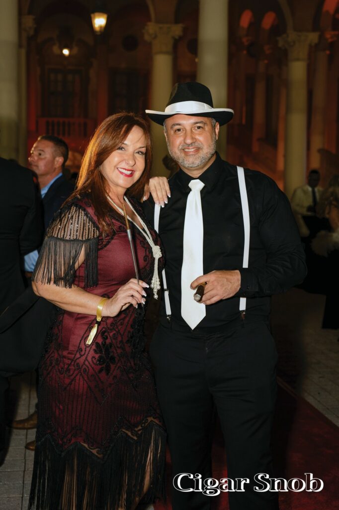Roaring 20s Gala│Oliva Helping Hands 2 7R401985