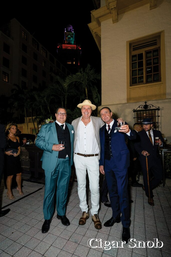 Roaring 20s Gala│Oliva Helping Hands 5 7R402145