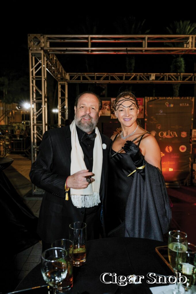 Roaring 20s Gala│Oliva Helping Hands 6 7R402153