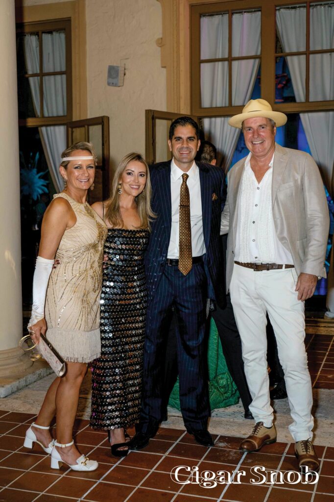 Roaring 20s Gala│Oliva Helping Hands 9 7R402603