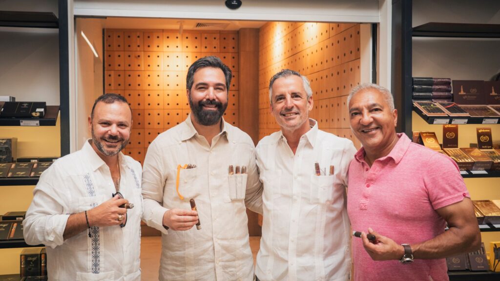 Cigar Country Opens Expanded Cigar Shop in the Caribbean 28 CCPC F 33