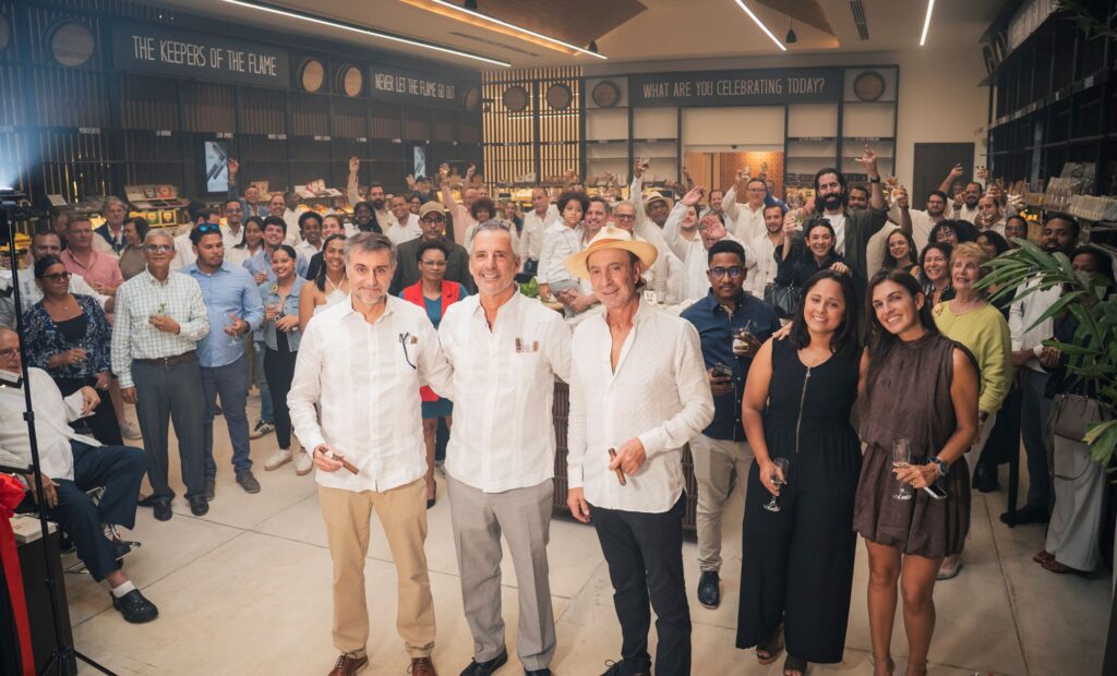 Cigar Country Opens Expanded Cigar Shop in the Caribbean 10 CCPC F 49