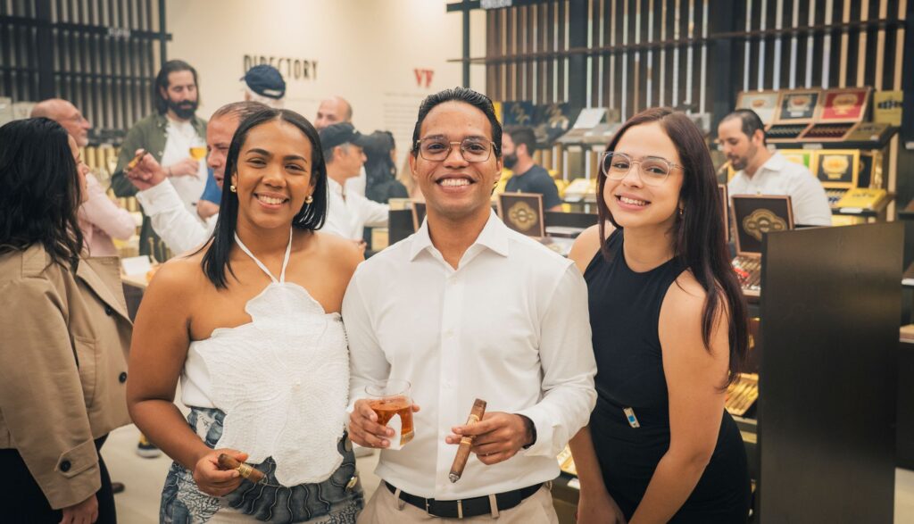 Cigar Country Opens Expanded Cigar Shop in the Caribbean 4 CCPC F 90