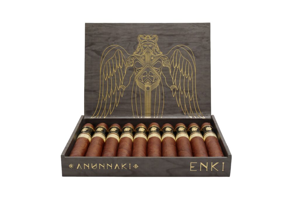 Caja Enki abrierta