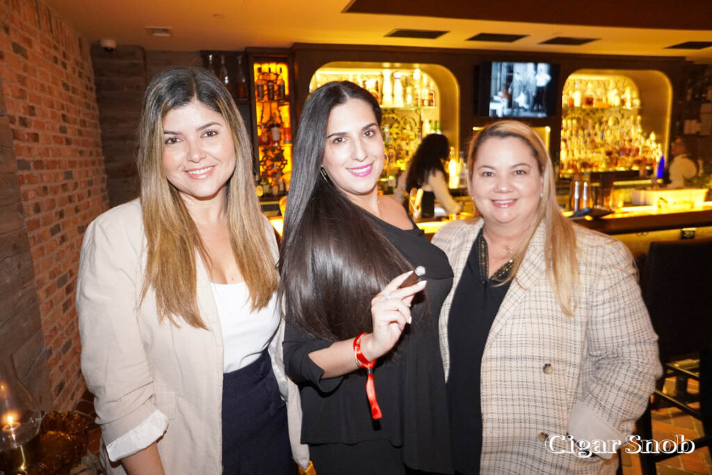 Carolina Echeverry Eli La Rosa and Monica Martinez2