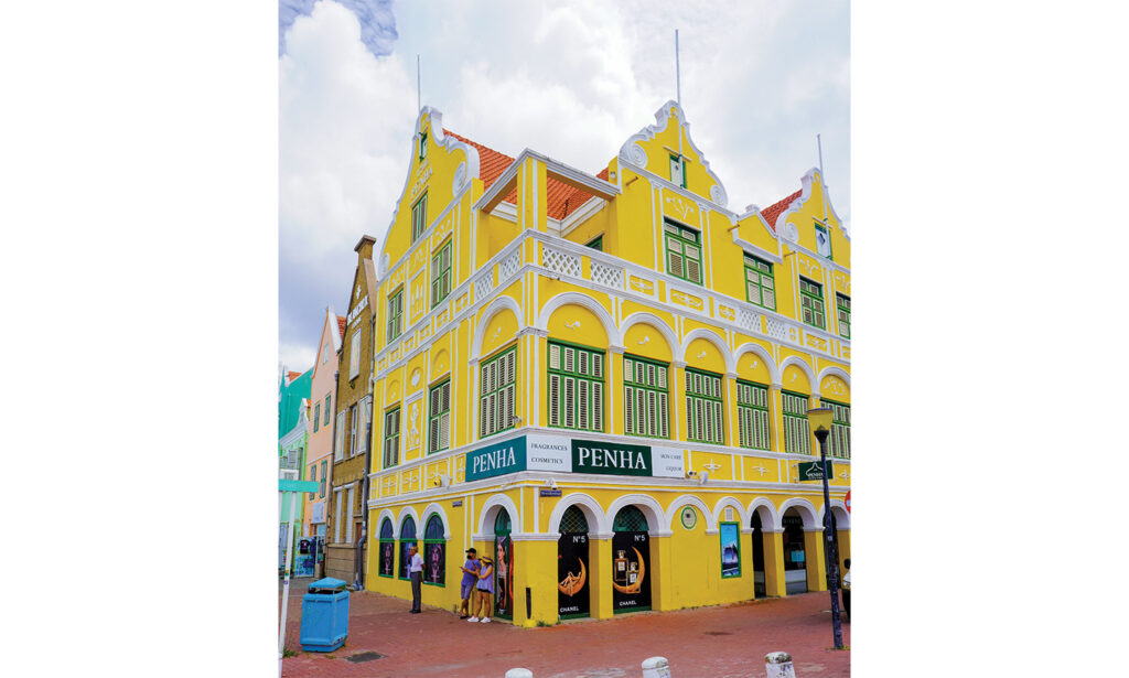 Curacao 9