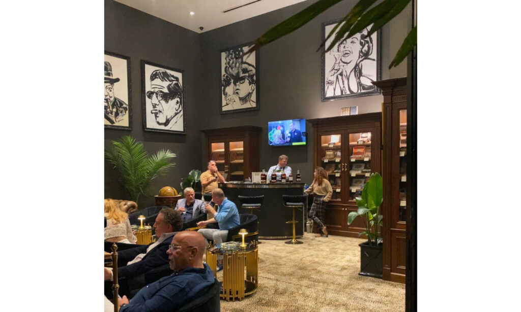 Daniel Marshall was Commissioned by the Flagler Museum of Palm Beach to Recreate Henry Flagler’s Tiffany Humidor 1 Daniel Marshall Commissioned by Flagler Museum of Palm Beach to Recreate Henry Flaglers Tiffany Humidor.3