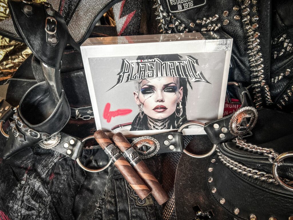 Dissident Announces Plasmatic Cigar, A Tribute to Wendy O. Williams 3 IMG 6874 jpg