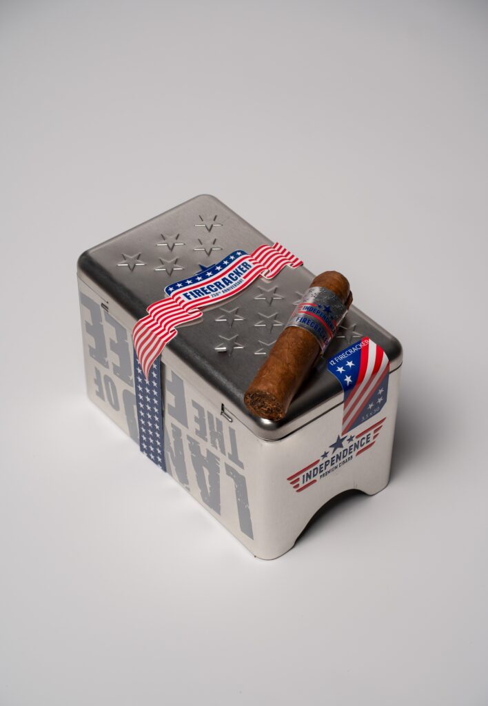 United Cigars and Arnold Andre collaborate for 250th Anniversary Firecracker 1 Independence 1