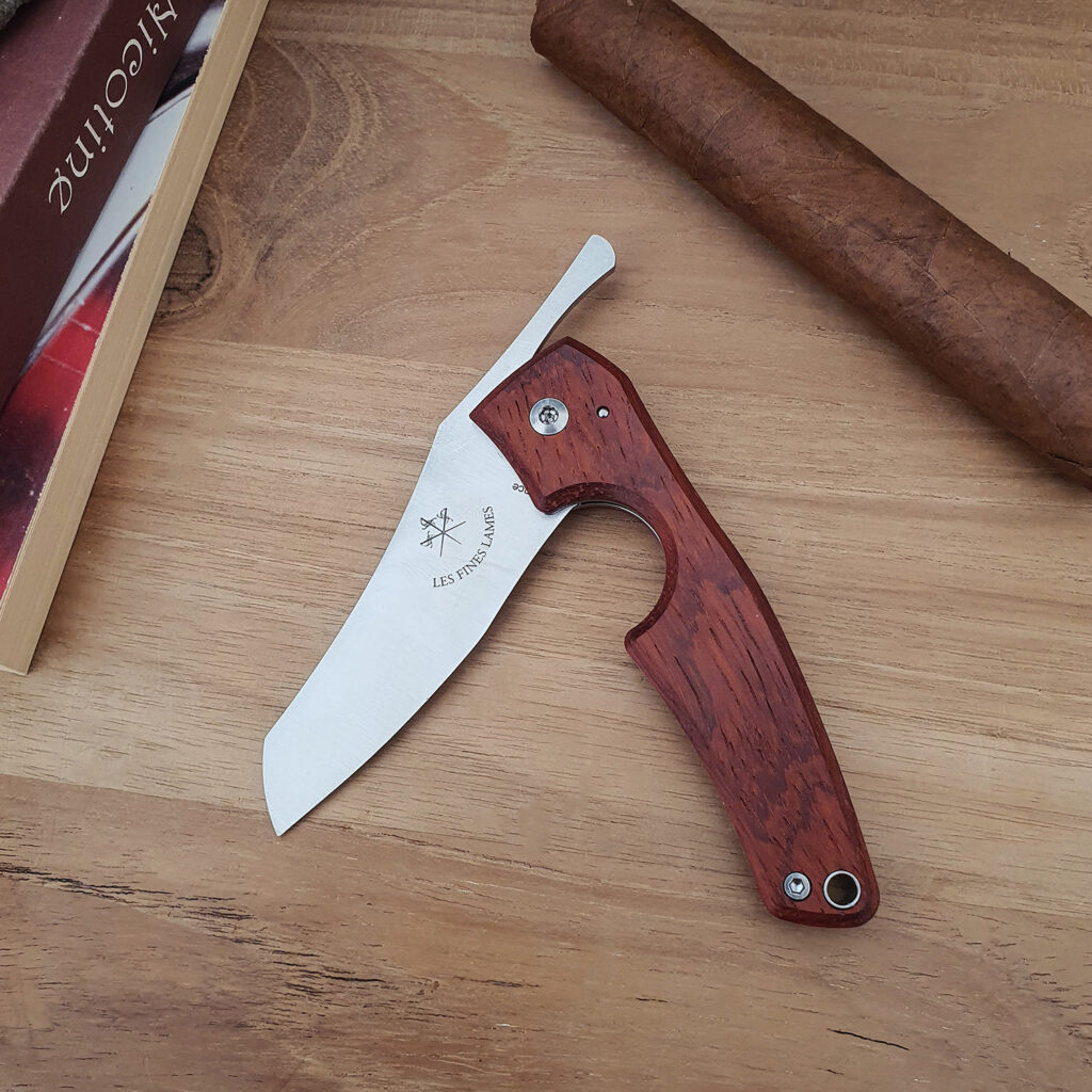 LE PETIT COMPASS Serie Dominican Republic Padauk 2