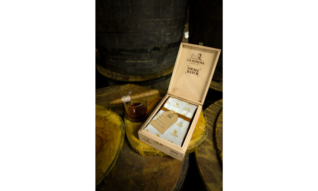 La Aurora Cigars Releases Small Batch Lot No. 002 in U.S. 2 La Aurora Cigars Releases Small Batch Lot No. 002 in US.4