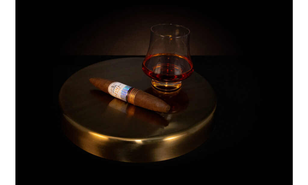 La Aurora To Ship Commemorative, La Aurora 120 Anniversary Limited Edition 5 La Aurora releases commemorative anniversary release La Aurora 120 Anniversary Limited Edition.2