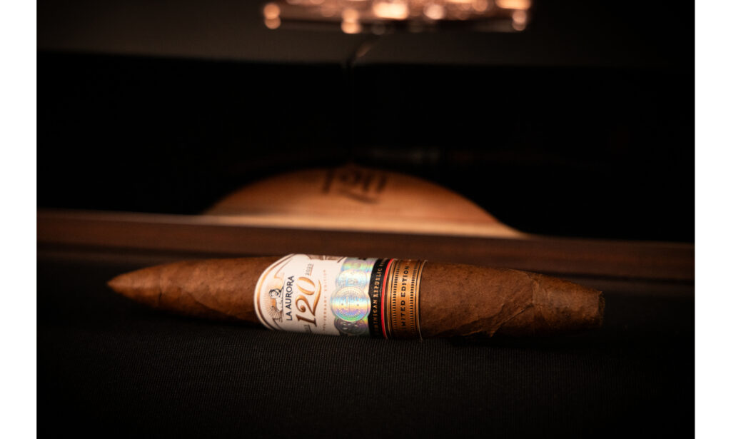 La Aurora To Ship Commemorative, La Aurora 120 Anniversary Limited Edition 2 La Aurora releases commemorative anniversary release La Aurora 120 Anniversary Limited Edition.5
