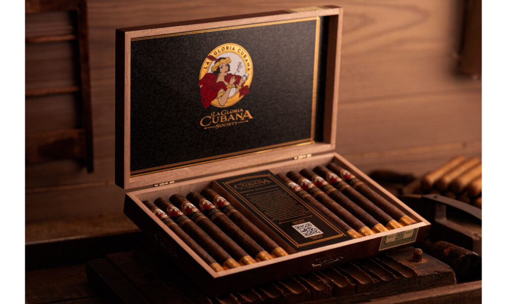 La Gloria Cubana Releases its Second Society Cigar 4 La Gloria Cubana Society II Cigar.2