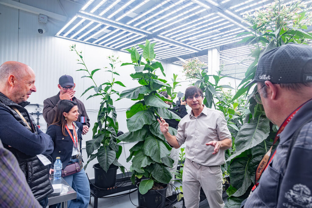 Selected Tobacco Celebrates Grand Opening in Madrid 2 Laboratory
