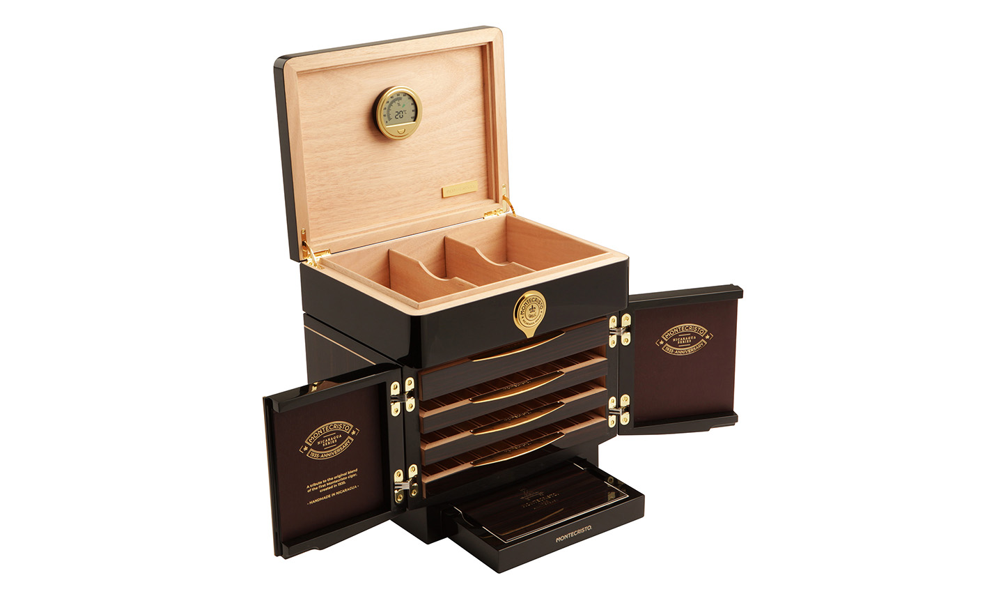 Montecristo Presents the 1935 Anniversary Tesoro De Oro Humidor | Cigar ...