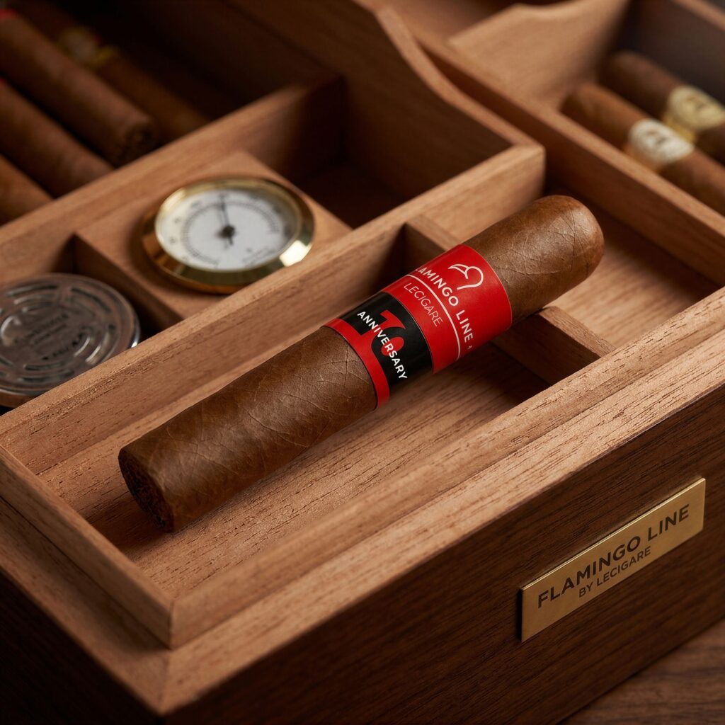 Lecigare.ch Announces Flamingo 10th Anniversary 3 Mood Humidor V1 Flamingo Line 10th Anniversary