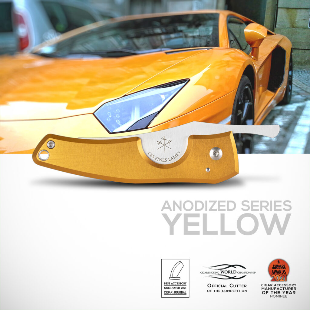 Packshot Petit Anodized Yellow awards