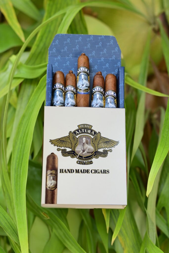 Petit Altura Joins Natura's Altura Line 5 Petit Altura Natura Cigars 6
