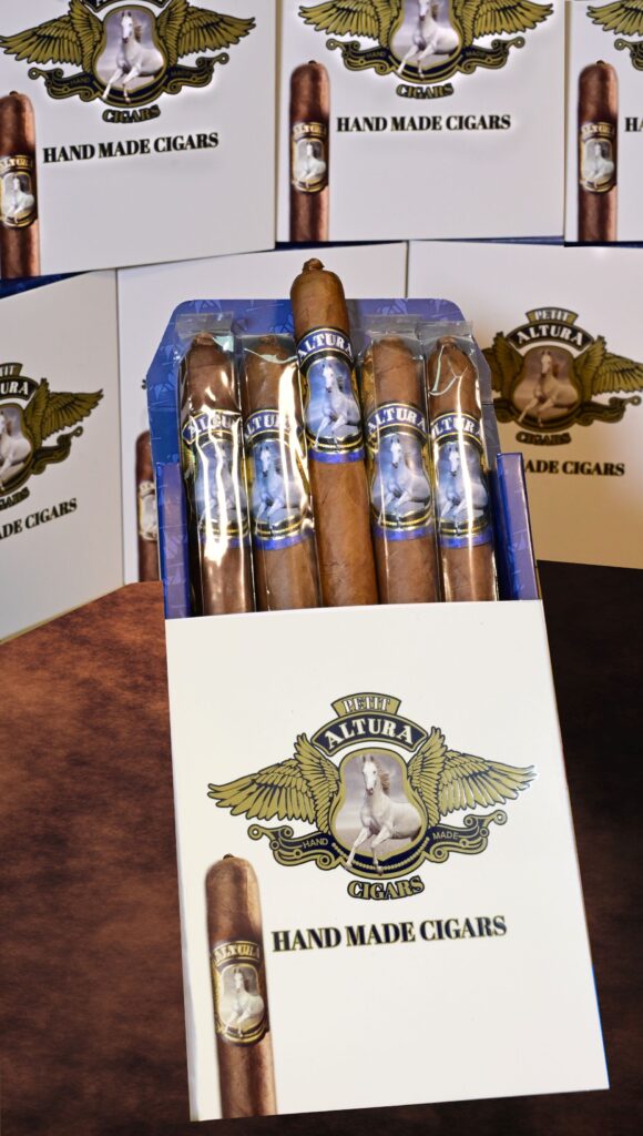 Petit Altura Joins Natura's Altura Line 4 Petit Altura Natura Cigars 8