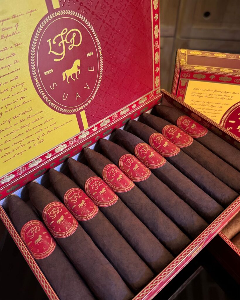 La Flor Dominicana Now Shipping Overhauled Suave Line 5 Suave Grand Maduro
