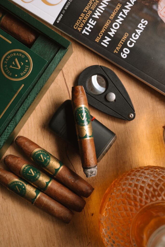 Maya Selva Cigars presents the VZ Danlí Corto 46 4 VZD Corto 46 11