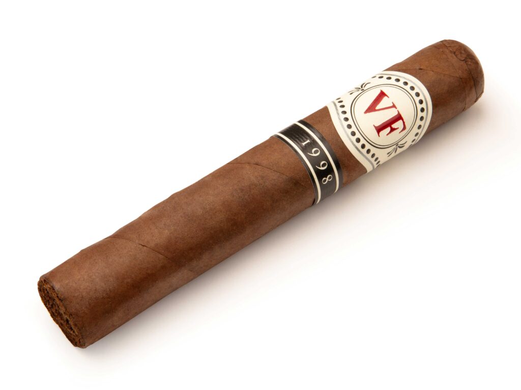 VegaFina Launches 1998 VF52 Travel Humidor 1 VegaFina 1998 Travel Humidor Single Left 4000x3000 1