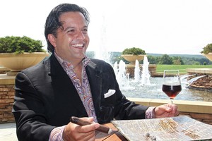Cigar Snob Magazine September/October 2014 2 Joey DiSalvo gave us a tour of Western Pennsylvania, which included a stop at Nemacolin Woodland Resort.