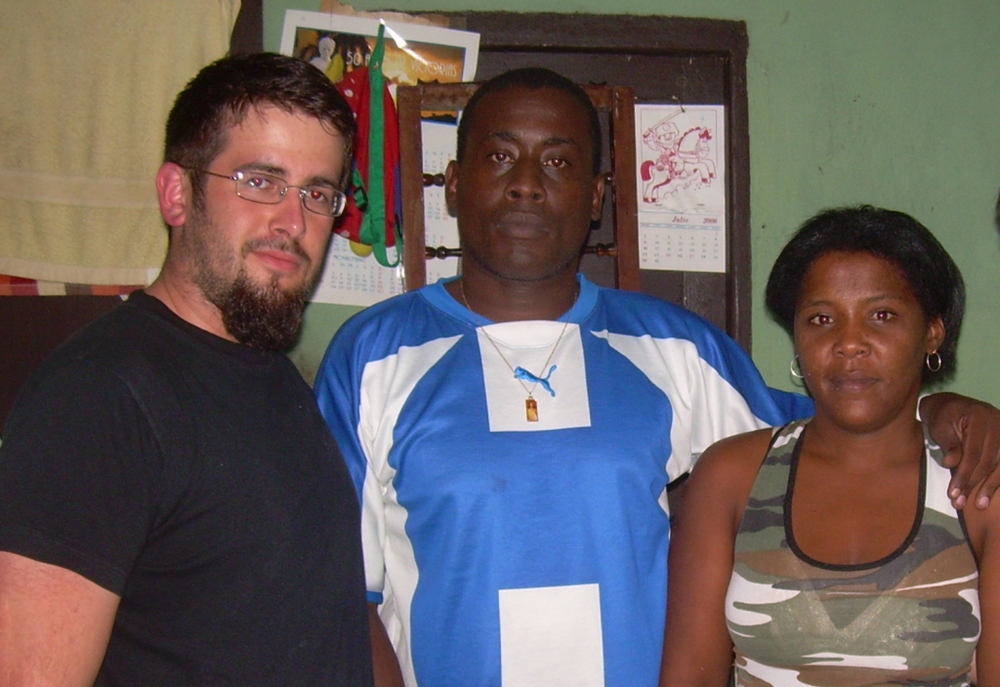 Midnight in Havana: a look at dictatorship and change in Cuba 2 Nick Jiménez, Antúnez and Antúnez’ wife Iris Pérez Aguilera (who founded Cuba’s Rosa Parks Feminist Movement for Civil Rights) in Havana in 2008